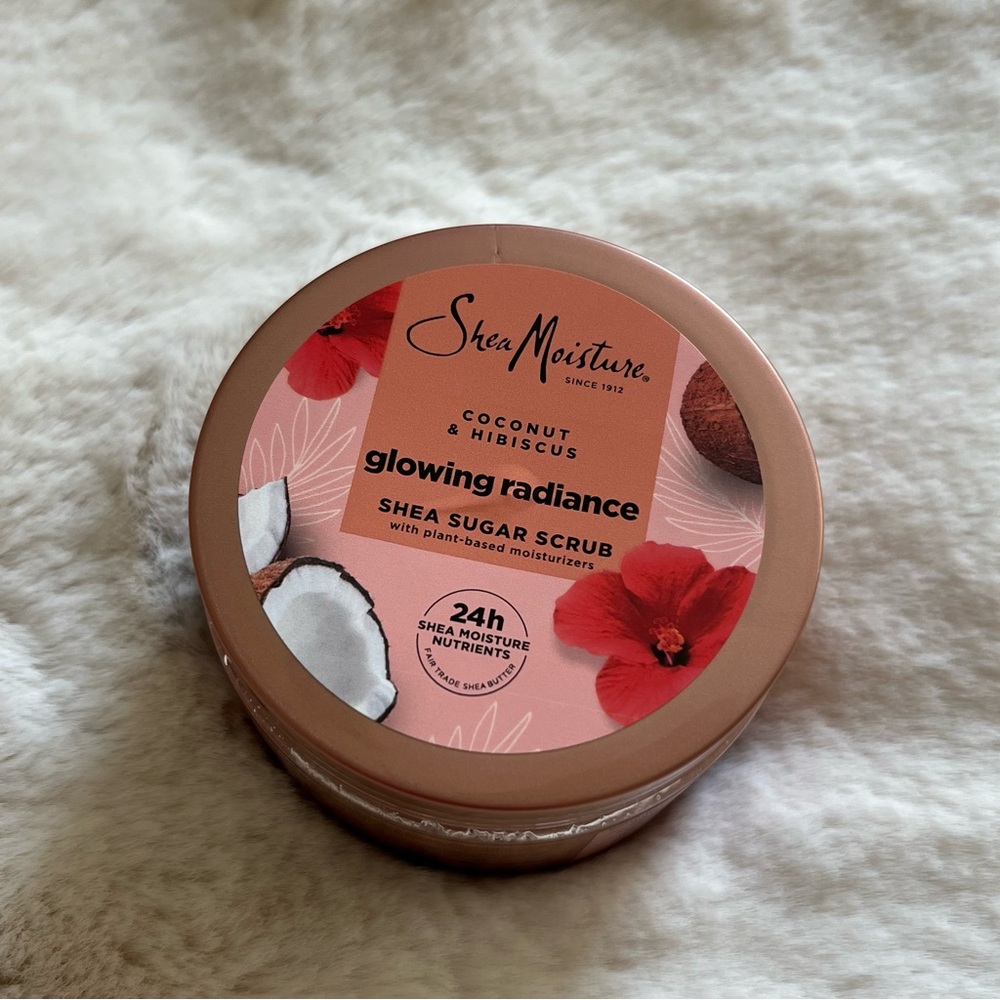 Shea Moisture Coconut & Hibiscus Glowing Radiance Shea Sugar Scrub